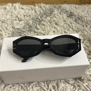 Dior Signature B1U sunglasses